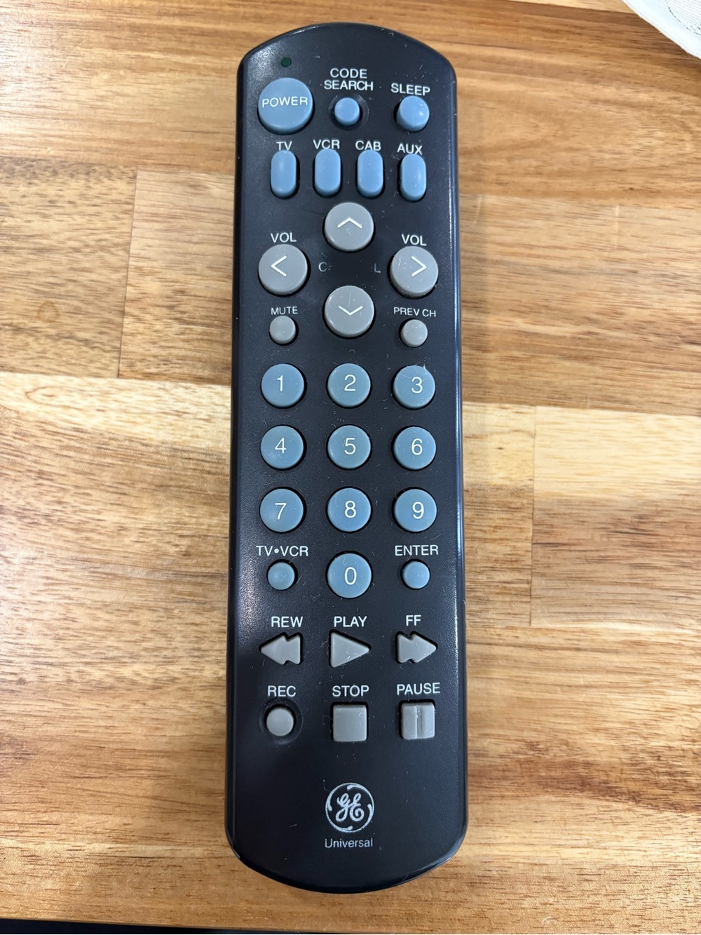 GE Universal Remote RC440C 5832